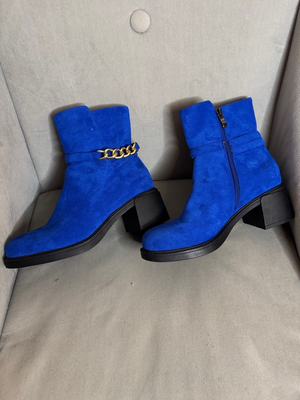 Jessica Simpson Royal Blue Suede Ankle Boots with Gold Chain